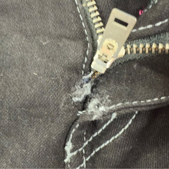 True Religion NWOT Ricky Flap SN 105712 Men's Size 35x33 Thick Pink Stitching - Picture 3 of 11